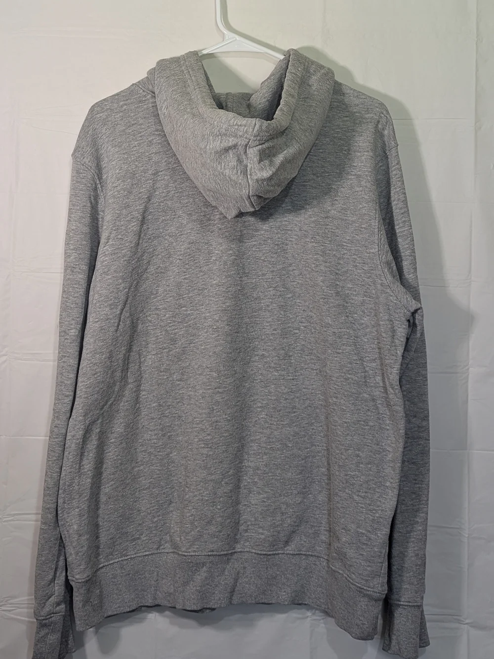 The North Face Men's Large Gray Logo Hoodie Pullover Sweatshirt Graphic